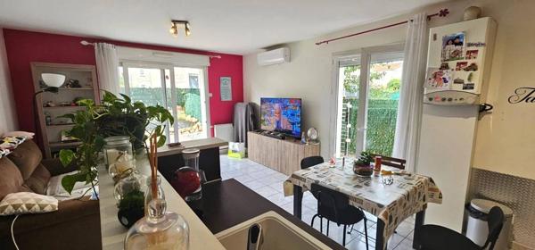 T3 AVEC GARAGE ET EXTERIEUR