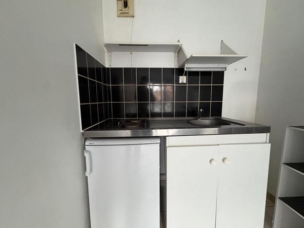 A LOUER : T2 à LILLE • Rue du Barbier Maes - RÉPUBLIQUE BEAUX-ARTS • 650 € CC • Réf. 807-97