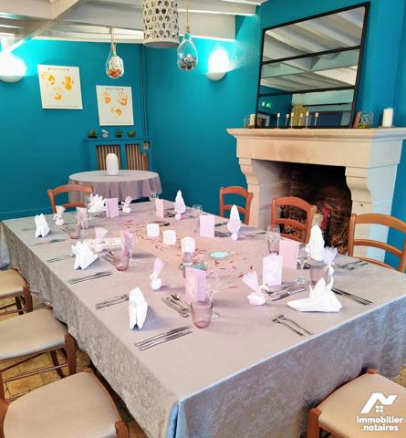 A MARGON, fonds de commerce de restaurant semi-gastronomique
3 salles (40, 20 et 25 couverts).