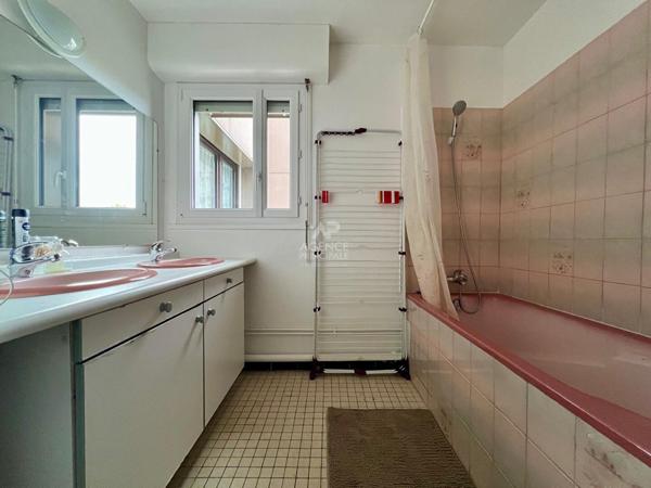 Appartement Carrières Sur Seine 3 pièce(s) 67.87 m² €294 000 ** - Référence 895