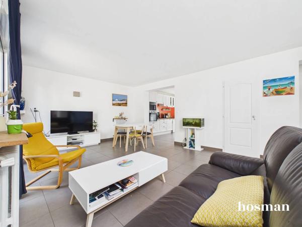 Ravissante maison traversante et lumineuse de 110 m2 habitables (116 m2 au sol) au calme en second rideau avec jardin et 2 dépendances - Quartier La Martellière à Saint-Sebastien-Sur-Loire