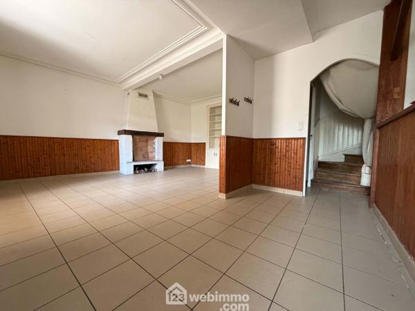Maison de village 103.4 m² à Dangé-Saint-Romain 86220