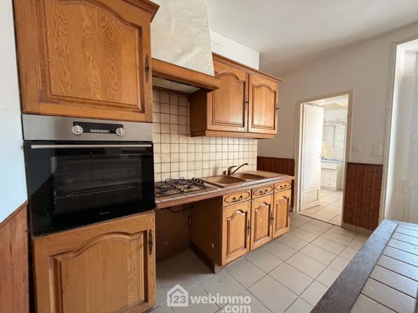 Maison de village 103.4 m² à Dangé-Saint-Romain 86220