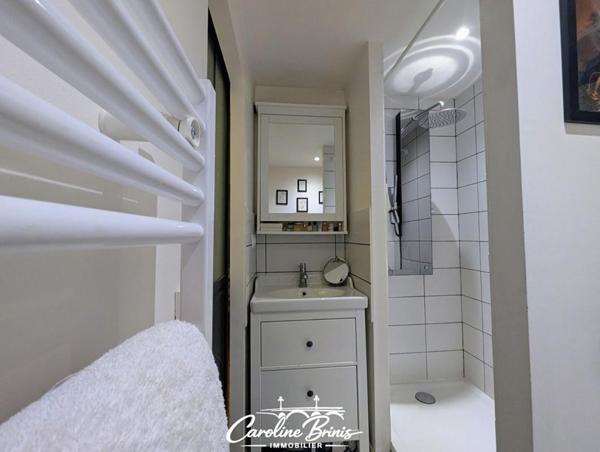 APPARTEMENT RENOVE- BORDEAUX ST PAUL- TRAVERSANT T2 34m²