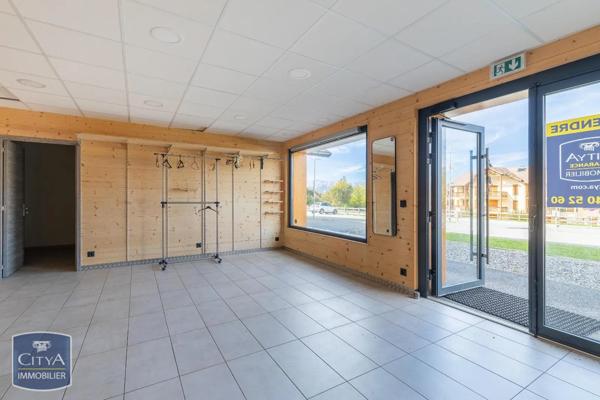 Local commercial à vendre 53.06m²