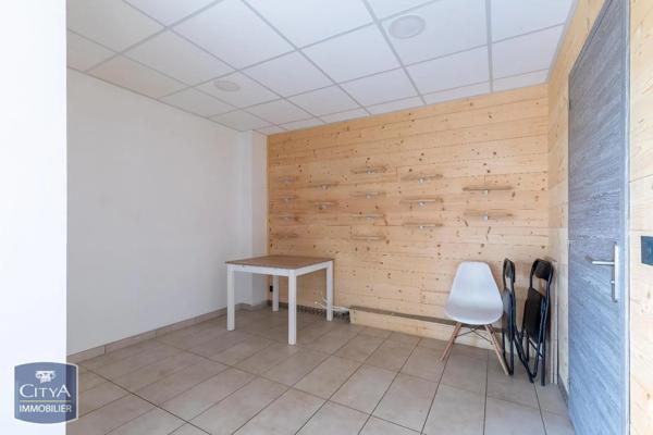 Local commercial à vendre 53.06m²