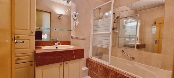 SPACIEUX APPARTEMENT 3 PIECES 83m² - 12 min du RER Palaiseau-Villebon - BOX - 2 balcons