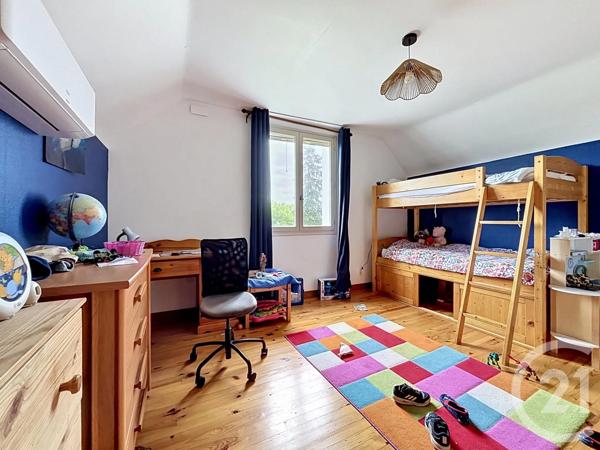 Maison à vendre  6 pièces - 152,35 m 2   ST POURCAIN SUR SIOULE  - 03