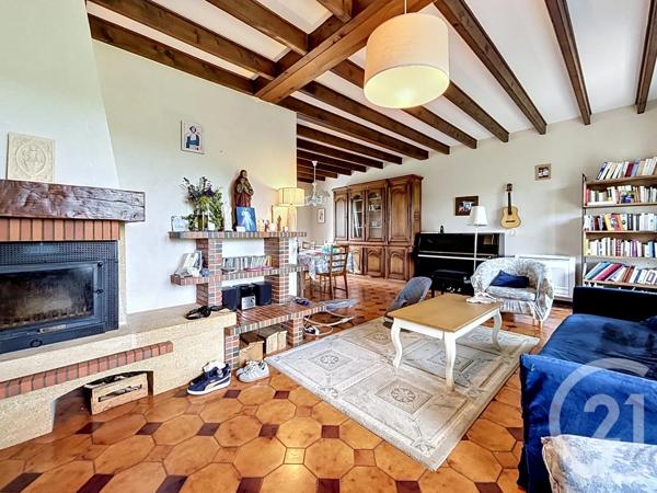 Maison à vendre  6 pièces - 152,35 m 2   ST POURCAIN SUR SIOULE  - 03