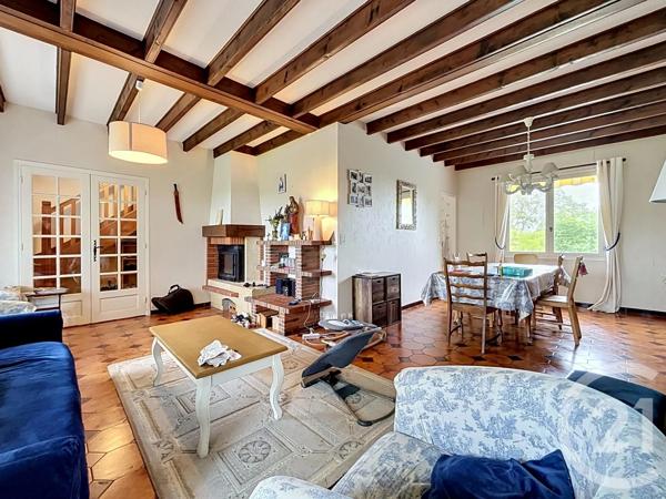 Maison à vendre  6 pièces - 152,35 m 2   ST POURCAIN SUR SIOULE  - 03