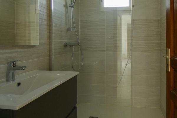 Villa de 259m² habitables avec piscine - Chassieu le Haut
