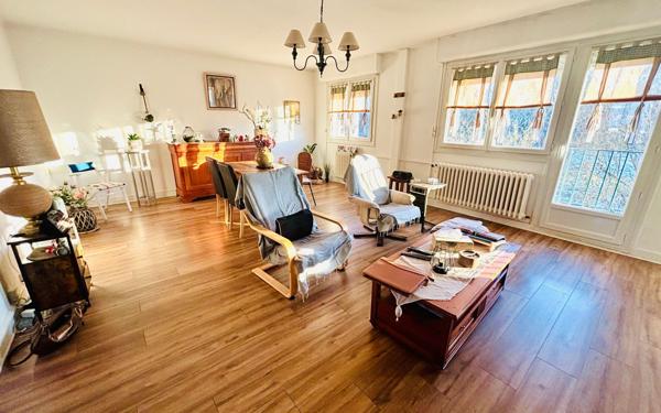 Appartement à vendre    3 pièces • 80 m2 Le Mans