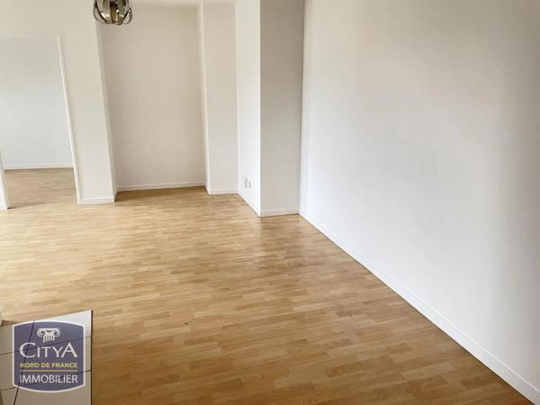 Appartement à louer 2 pièces 41.25m² La Madeleine (59110)