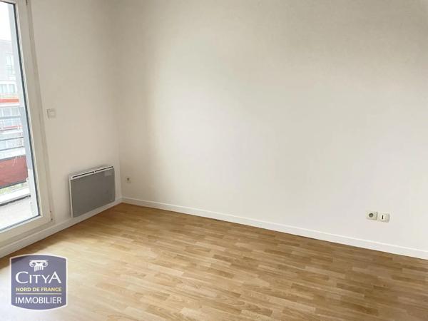 Appartement à louer 2 pièces 41.25m² La Madeleine (59110)