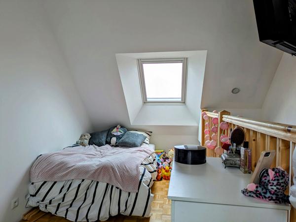 à deux pas de la gare TGV de Saint Pierre Des corps ,maison climatisée