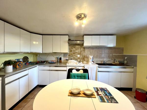 Maison familiale avec sous-sol aménagé – Calme, confort et vrai potentiel