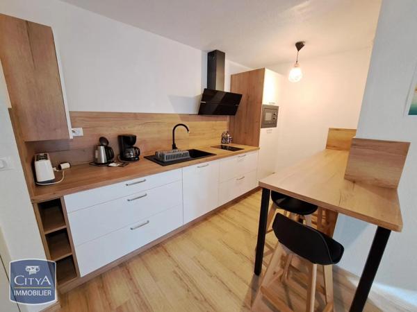 Appartement à louer 1 pièce 27.1m² Royan (17200)