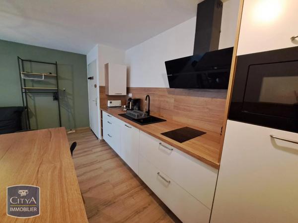 Appartement à louer 1 pièce 27.1m² Royan (17200)