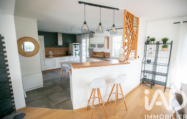 Maison à vendre 6 pièces 152 m² Les Clayes-sous-Bois