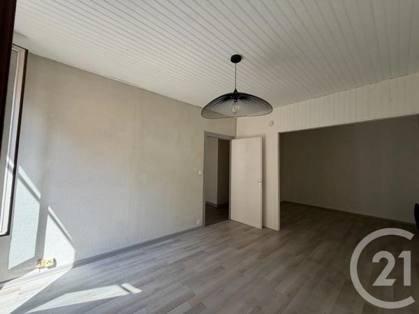 Appartement T1 à vendre  1 pièce - 42 m 2   VOIRON  - 38