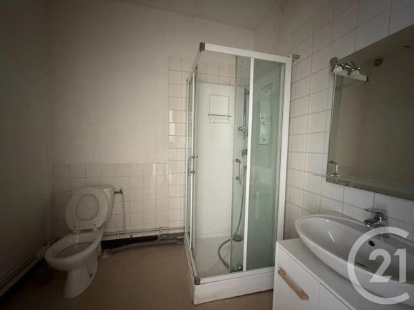 Appartement T1 à vendre  1 pièce - 42 m 2   VOIRON  - 38