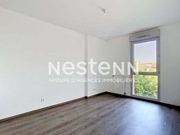 SATHONAY CAMP - APPARTEMENT T3 -  1ER ETAGE - BALCON