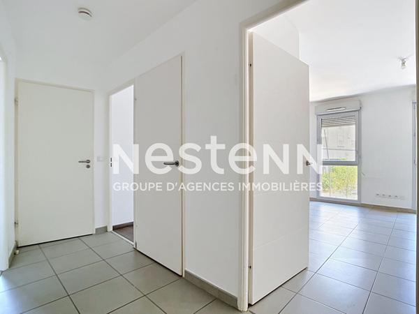 SATHONAY CAMP - APPARTEMENT T3 -  1ER ETAGE - BALCON