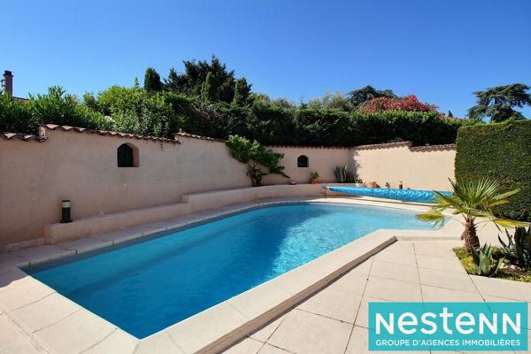 MAISON DECINES CHARPIEU / PISCINE / GARAGE/ LUMINEUX