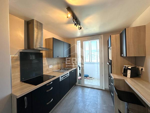 Appartement T3 lumineux de 73m² avec parking et ascenseur 