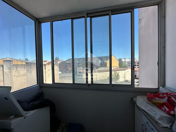 Appartement T3 lumineux de 73m² avec parking et ascenseur 