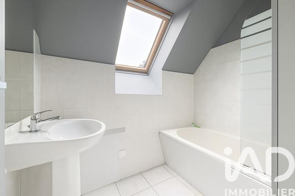 Maison à vendre 5 pièces 87 m² Les Mureaux