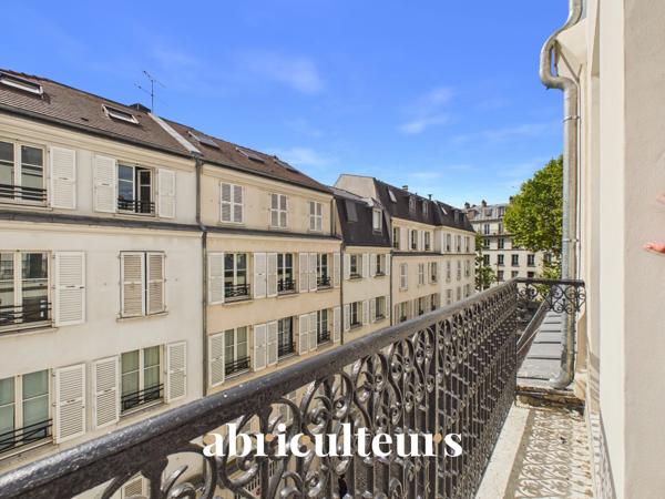 Bel appartement lumineux avec balconnet, au calme dans le 18ème arrondissement de Paris