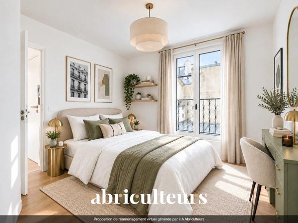 Bel appartement lumineux avec balconnet, au calme dans le 18ème arrondissement de Paris