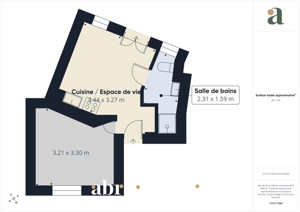 Bel appartement lumineux avec balconnet, au calme dans le 18ème arrondissement de Paris