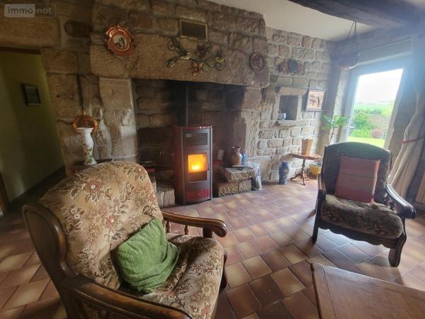 Maison à vendre à Plouray dans le Morbihan (56770), ref : 56071-2639