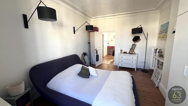 VENDU Superbe appartement T4 dans petite copropriété des années 1930, cave.