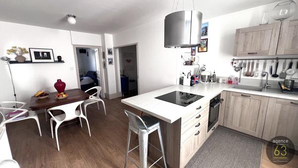 VENDU Superbe appartement T4 dans petite copropriété des années 1930, cave.
