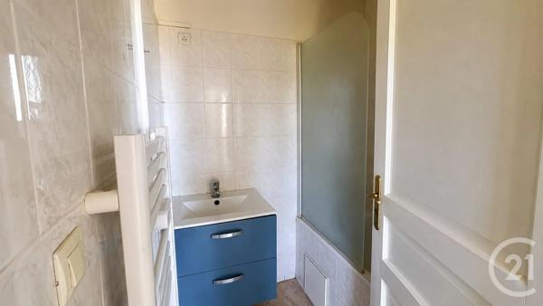 Appartement T2 à vendre  2 pièces - 36,85 m 2   ST FONS  - 69