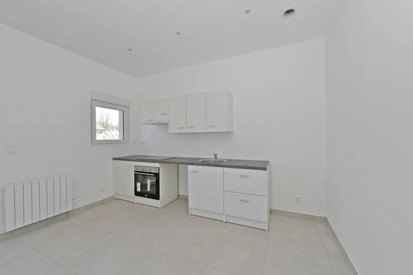 Location                                                      Maison
                        
                     2 pièces                      44 m2                     à Saint-Quentin