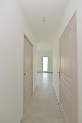 Location                                                      Maison
                        
                     2 pièces                      44 m2                     à Saint-Quentin