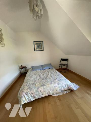 A VENDRE SAINT JOUAN DES GUERETS  Maison 5 pièces, 4 chambres avec jardin et garage  