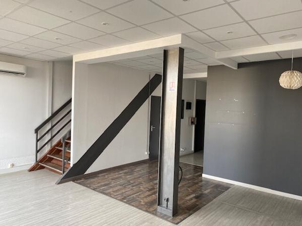 Local commercial Montauban 8 pièce(s) 160 m2