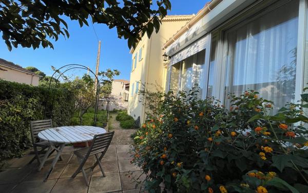 Maison à vendre    5 pièces •  Sanary-sur-Mer