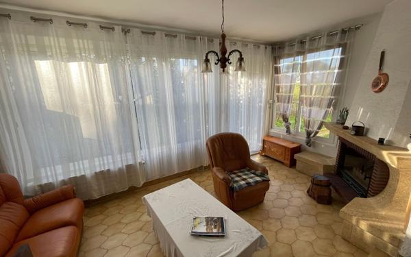 Maison à vendre    5 pièces •  Sanary-sur-Mer