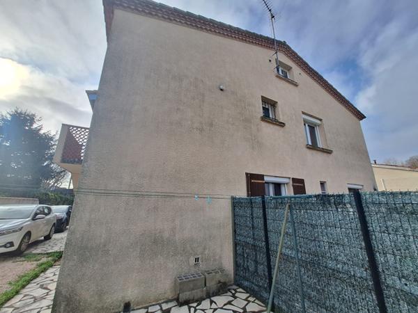 A VENDRE - Maison divisée en 2 appartements 165 m2