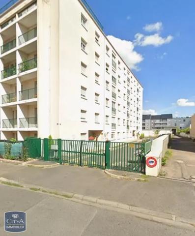 Parking à louer 15m² Orléans (45000)