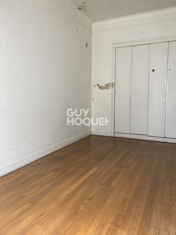 MONTREUIL – MAISON À RÉNOVER AVEC FORT POTENTIEL