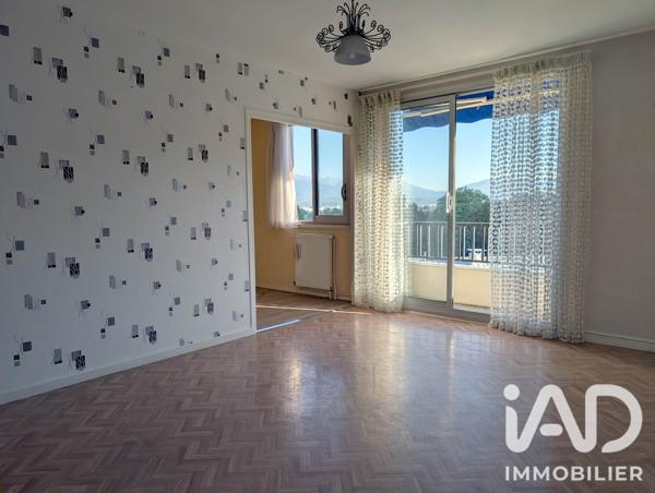 Location appartement 4 pièces 75,52 m² Saint-Égrève