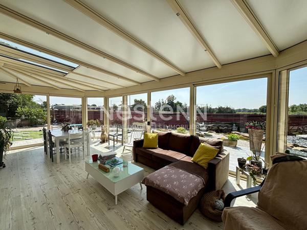 A vendre - Grande maison familiale avec piscine, dépendances et écuries - 9 pièces - 205m² - entre Thouars et Argentonnay - D5878