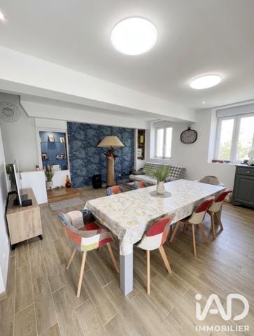 Maison à vendre 8 pièces 209 m² Le Pont-de-Beauvoisin